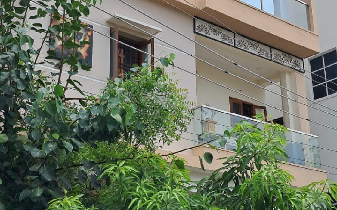 Elegant East-Facing G+2 House in Prashanth Nagar, 150 Yards – ₹1.7 Cr